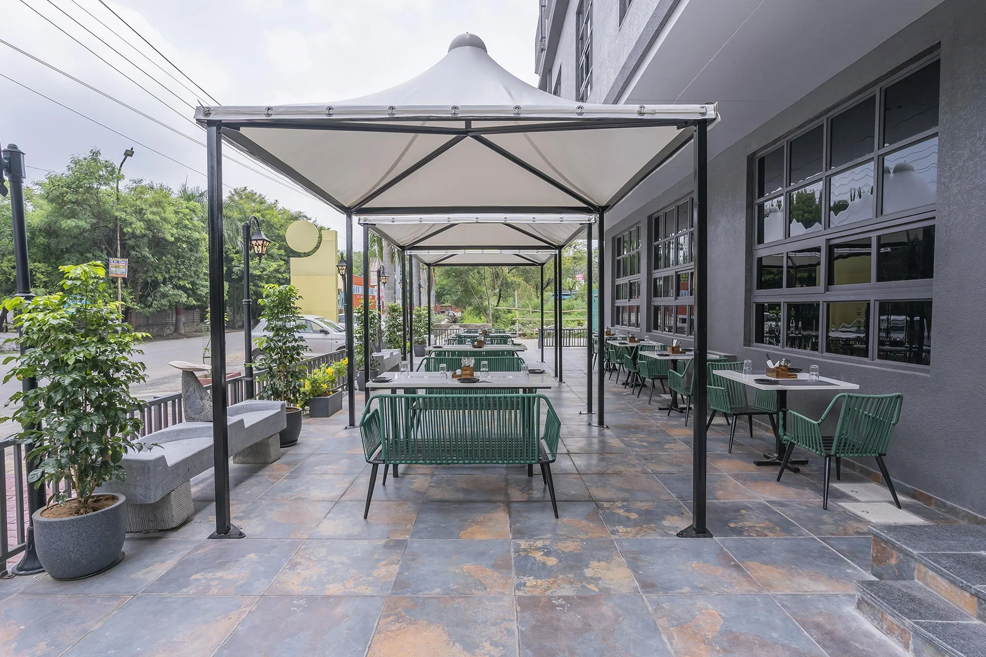 Family restaurant in Udaipur